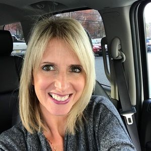 Meet your Posher, Pamela